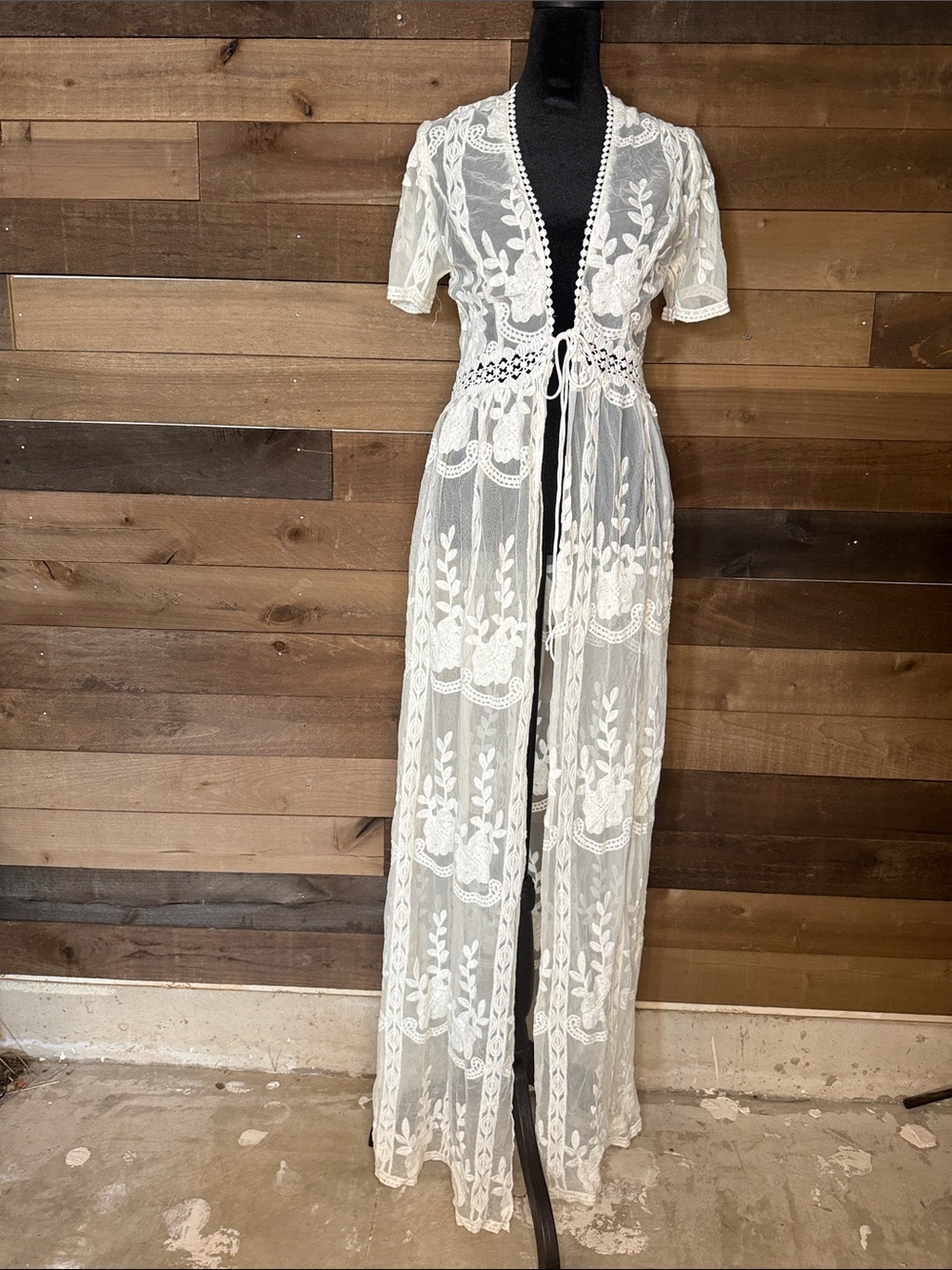 Aakaa White Sheer Lace Long Duster Cover